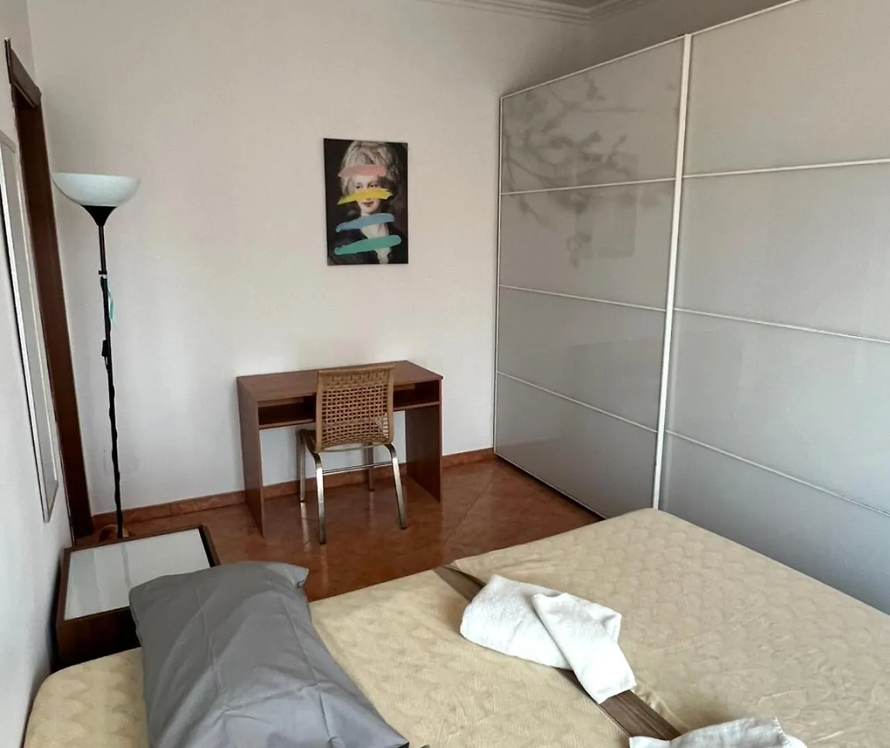 Milano Mia Apartment 0*, Milan Italy